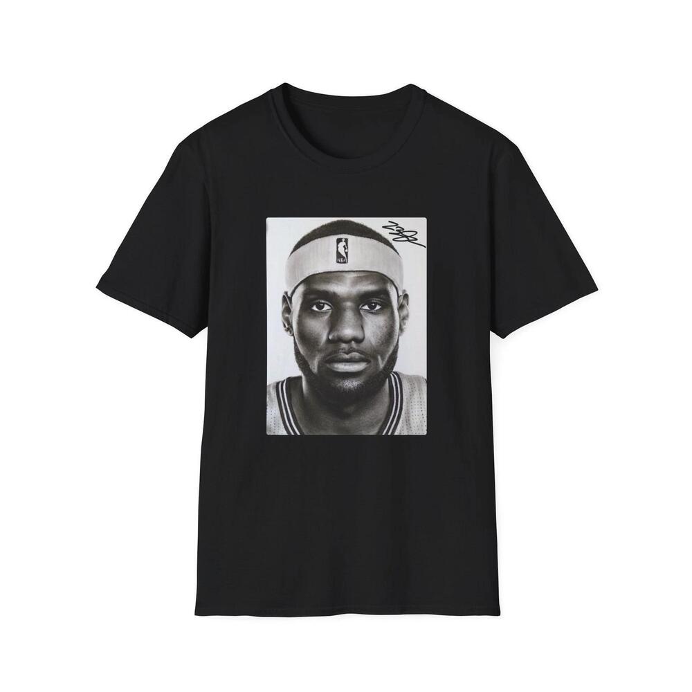 Lebron James   T-Shirt  Monochrome Basketball Player Shirt Tee